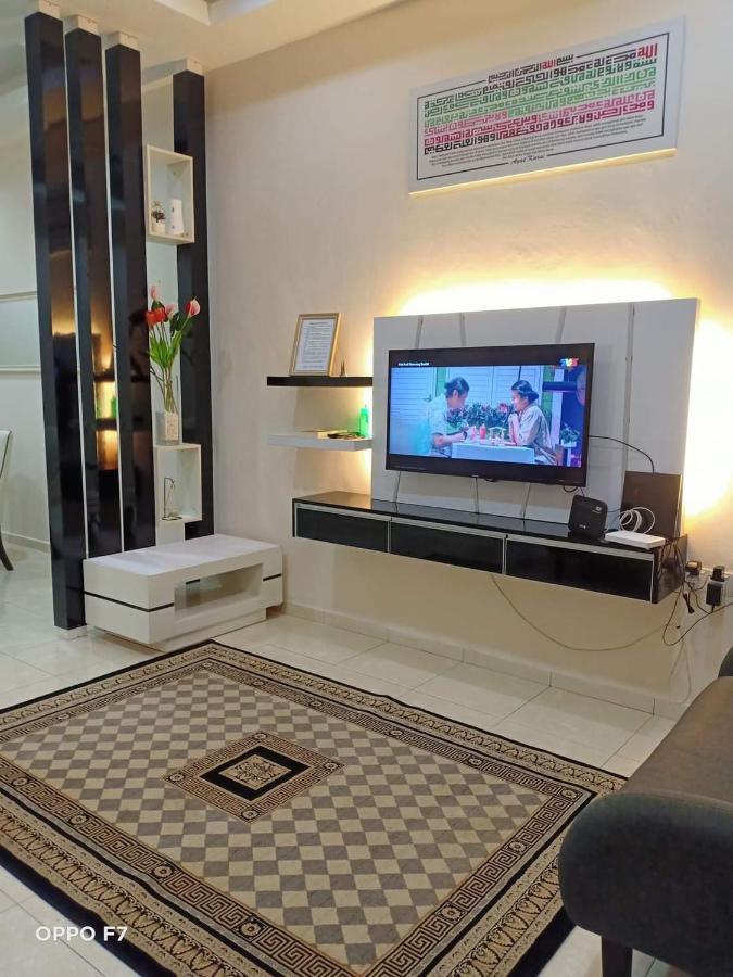 Melissa Homestay Merlimau Εξωτερικό φωτογραφία